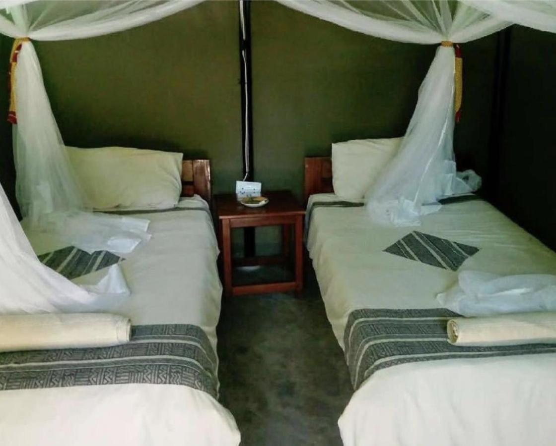Marula Lodge Mfuwe ภายนอก รูปภาพ